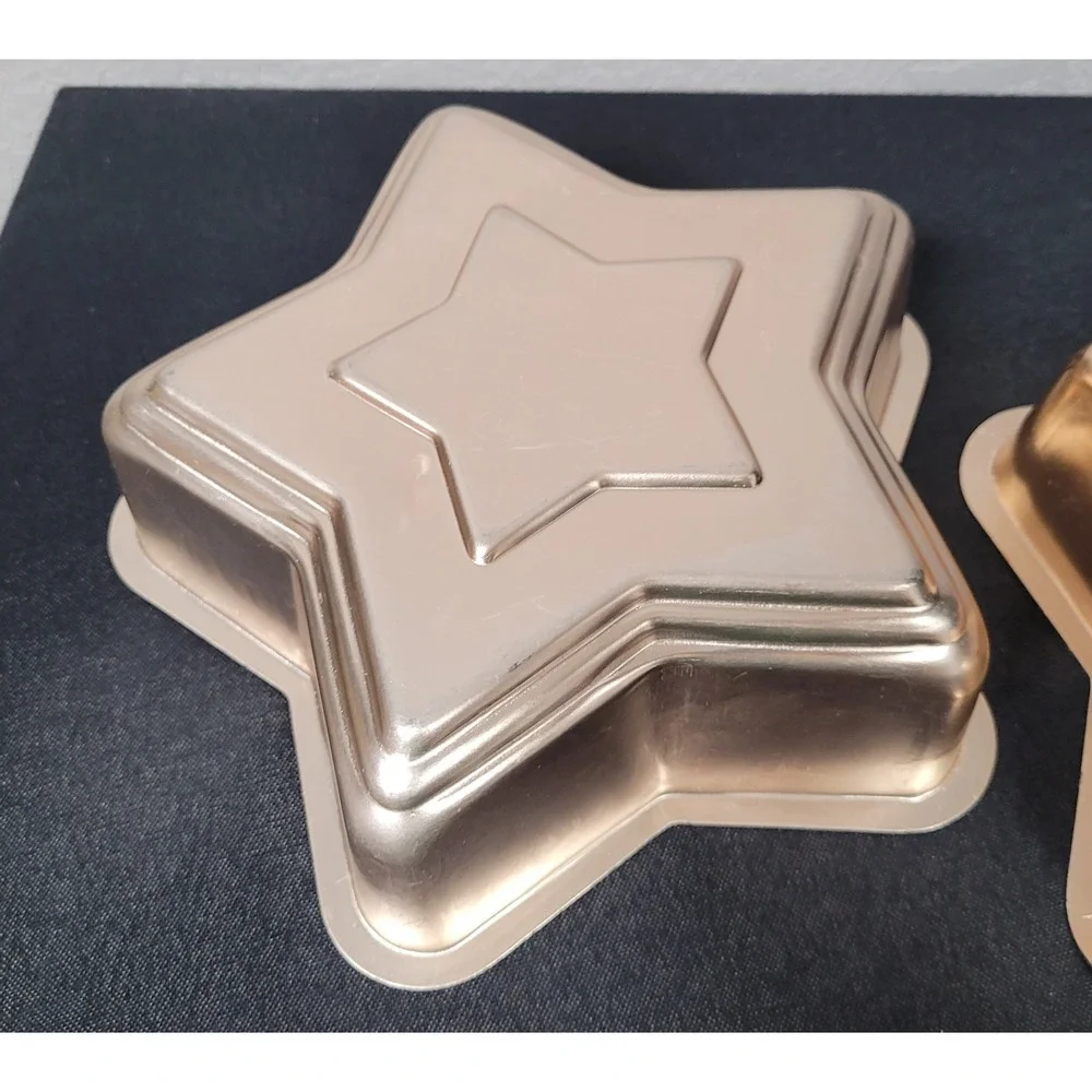 Vintage 1960s Copper-Toned Aluminum Star Jello Mold Wall Decor - Set of 2
